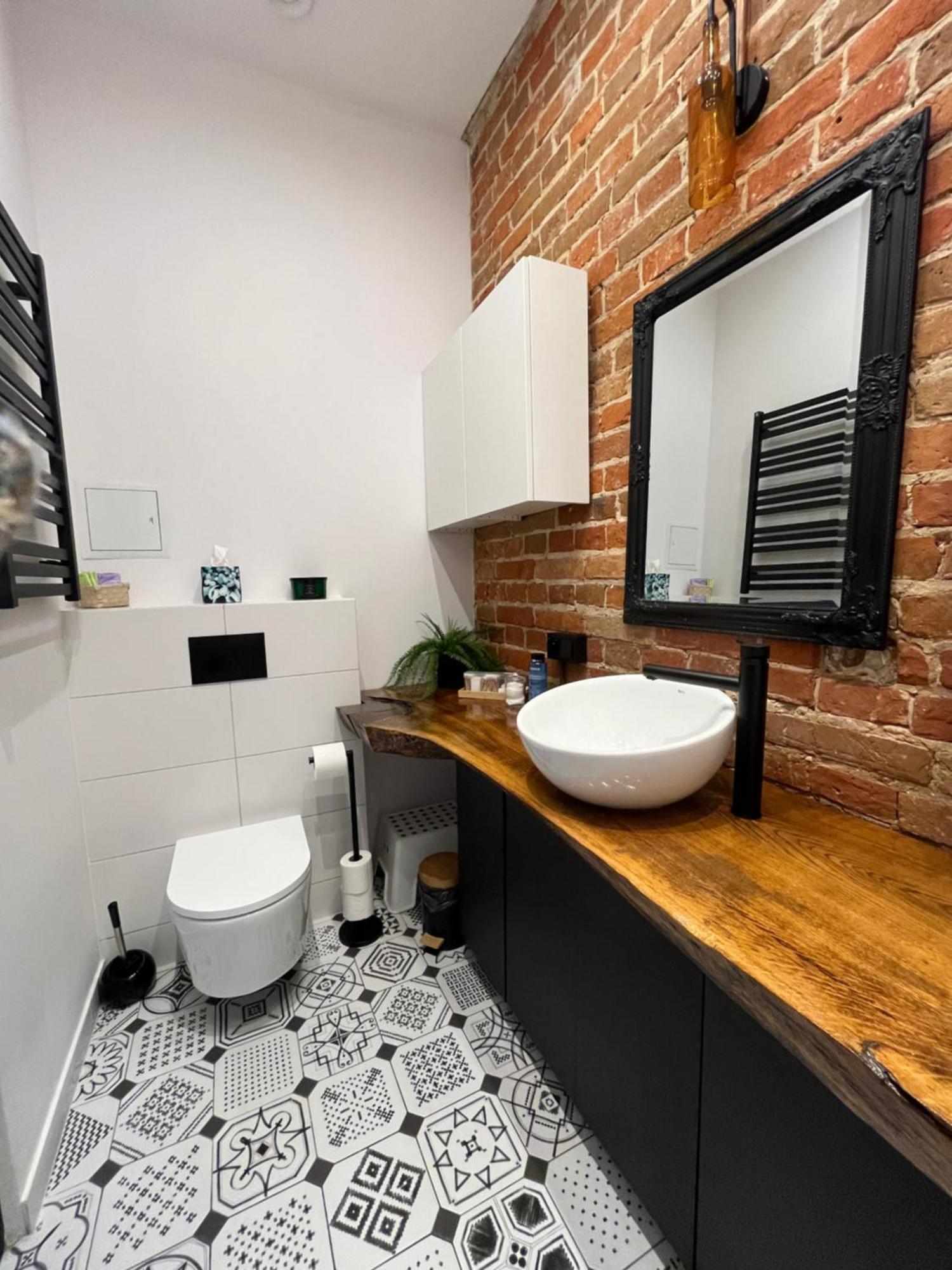 Apartamenty Luczkowskiego Z Widokiem Na Studnie 3 Chelm Exterior photo